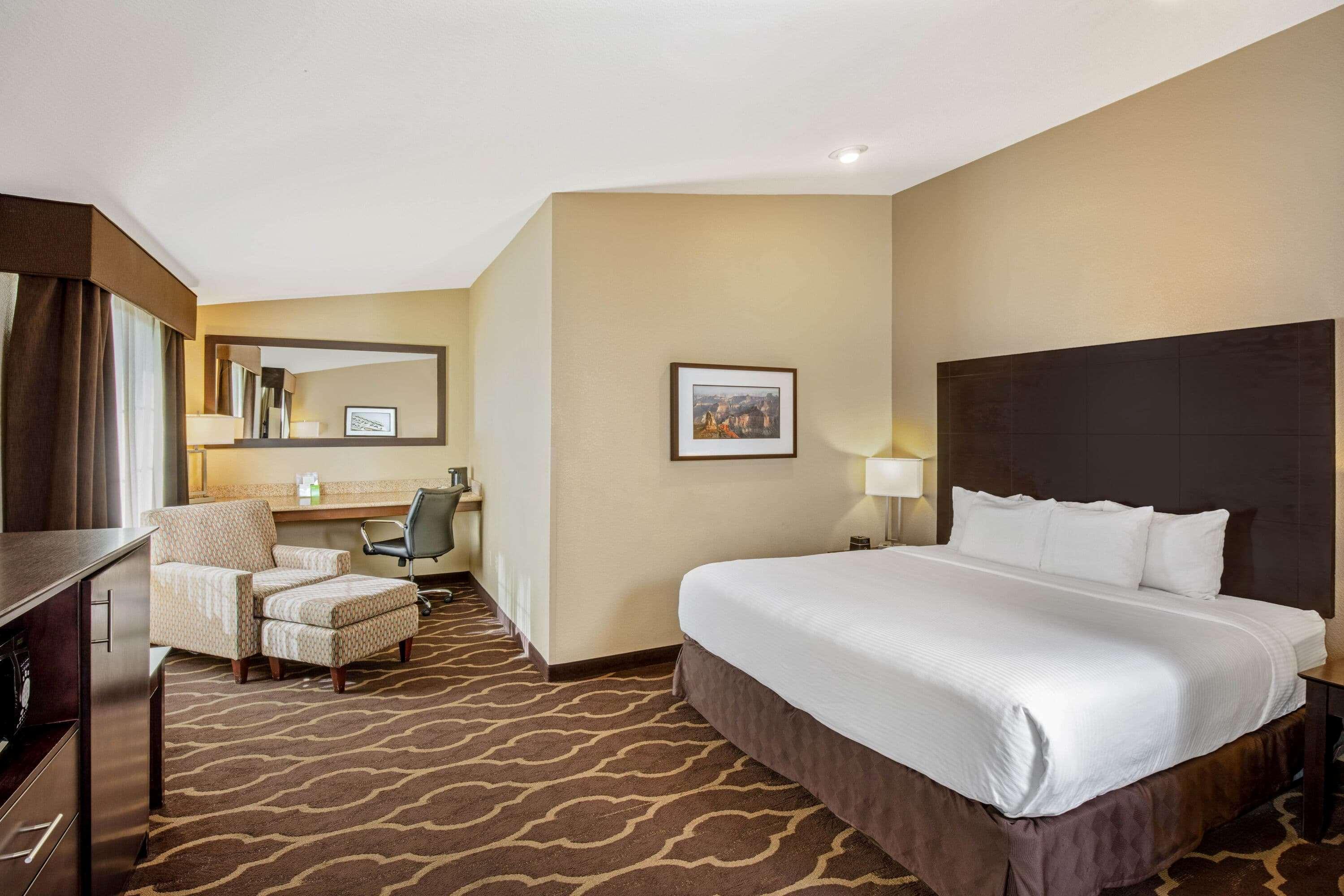 La Quinta Inn & Suites By Wyndham Lv Tropicana Stadium Las Vegas Dış mekan fotoğraf