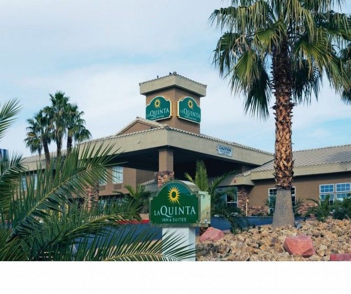 La Quinta Inn & Suites By Wyndham Lv Tropicana Stadium Las Vegas Dış mekan fotoğraf